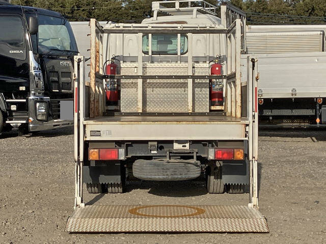 日産アトラス平ボディ小型（2t・3t）[写真11]