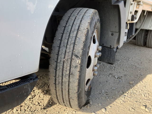 日産アトラス平ボディ小型（2t・3t）[写真21]