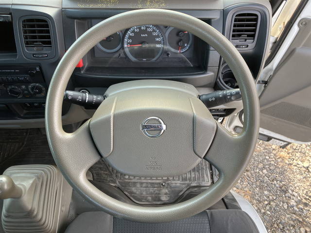 日産アトラス平ボディ小型（2t・3t）[写真35]