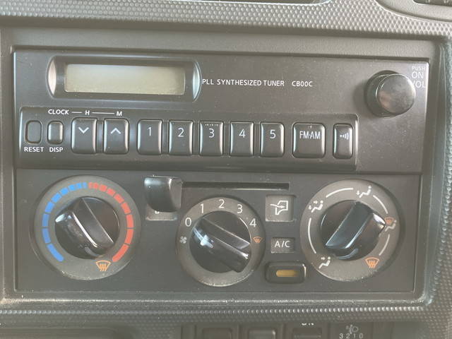 日産アトラス平ボディ小型（2t・3t）[写真37]