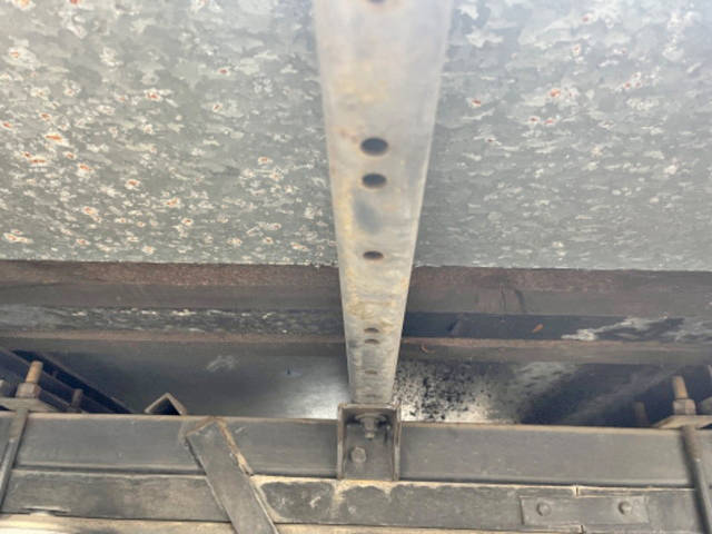 日野デュトロアルミバン小型（2t・3t）[写真20]