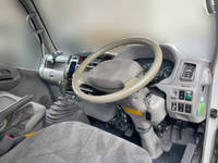 日野デュトロアルミバン小型（2t・3t）[写真25]