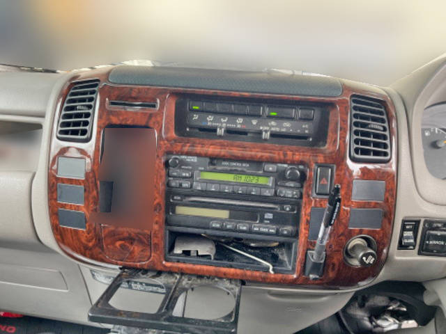 日野デュトロアルミバン小型（2t・3t）[写真26]