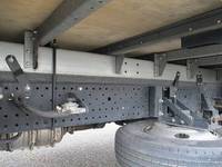 いすゞエルフアルミバン小型（2t・3t）[写真14]