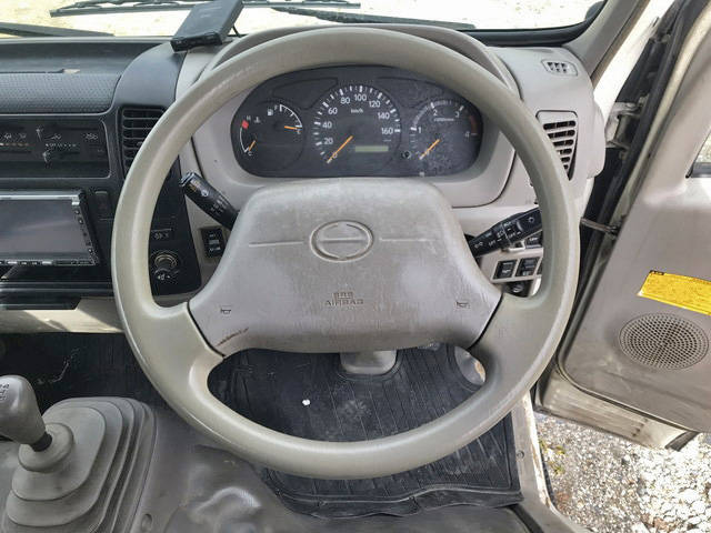 日野デュトロクレーン4段小型（2t・3t）[写真37]