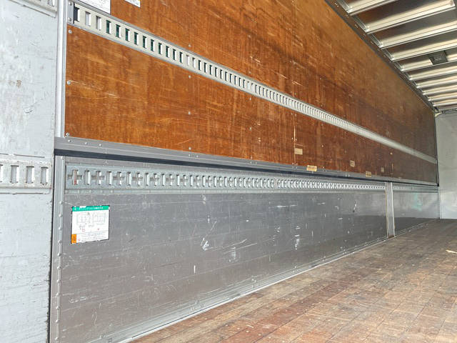 日野プロフィアアルミウイング大型（10t）[写真13]