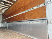 日野プロフィアアルミウイング大型（10t）[写真14]