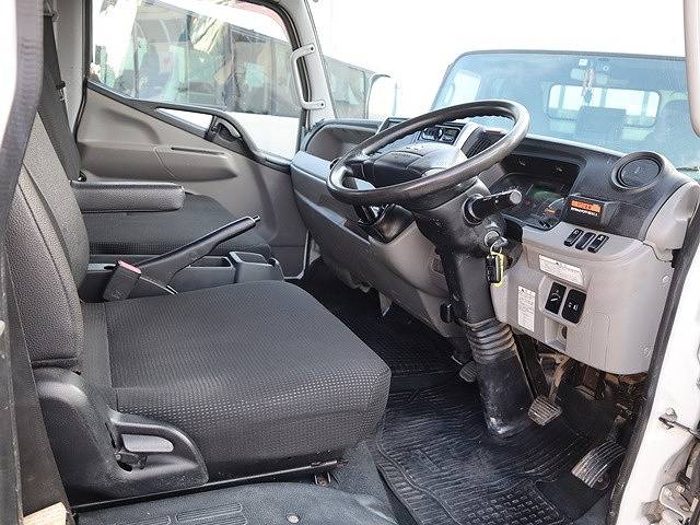 三菱ふそうキャンタークレーン4段小型（2t・3t）[写真29]