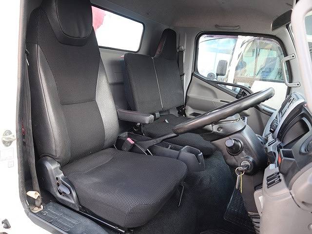 三菱ふそうキャンタークレーン4段小型（2t・3t）[写真30]