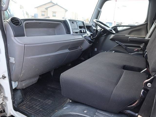 三菱ふそうキャンタークレーン4段小型（2t・3t）[写真31]