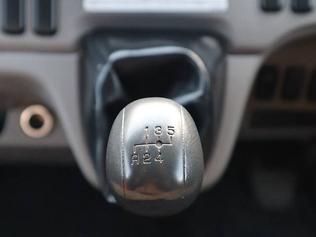 三菱ふそうキャンタークレーン4段小型（2t・3t）[写真33]