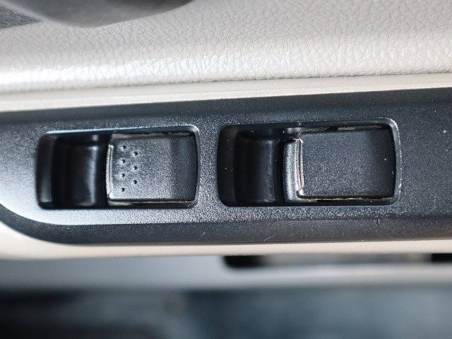 三菱ふそうキャンタークレーン4段小型（2t・3t）[写真37]