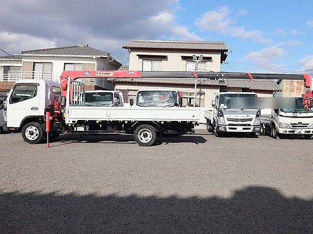 三菱ふそうキャンタークレーン4段小型（2t・3t）[写真04]