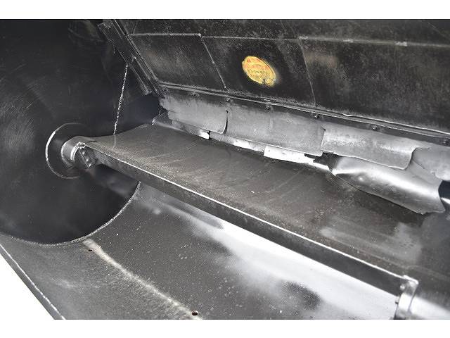 いすゞエルフパッカー車（塵芥車）小型（2t・3t）[写真20]