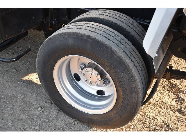 いすゞエルフパッカー車（塵芥車）小型（2t・3t）[写真32]