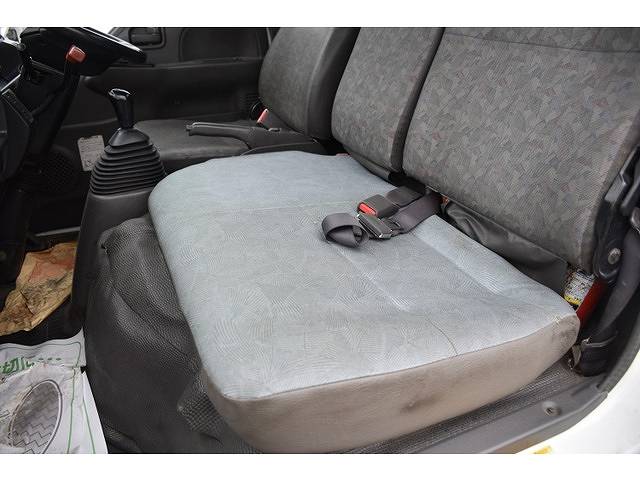 いすゞエルフパッカー車（塵芥車）小型（2t・3t）[写真13]