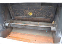 いすゞエルフパッカー車（塵芥車）小型（2t・3t）[写真24]