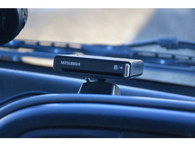 いすゞエルフパッカー車（塵芥車）小型（2t・3t）[写真27]