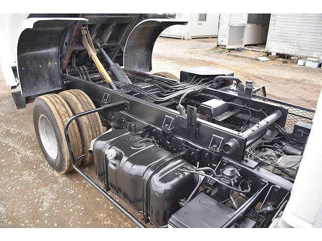 いすゞエルフパッカー車（塵芥車）小型（2t・3t）[写真35]