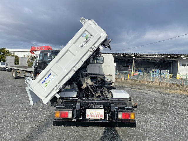 いすゞエルフ三転ダンプ小型（2t・3t）[写真11]