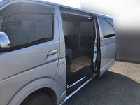 トヨタレジアスエースバン小型（2t・3t）[写真05]