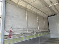 いすゞエルフ幌ウイング小型（2t・3t）[写真13]