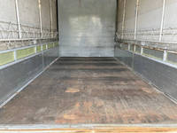 いすゞエルフ幌ウイング小型（2t・3t）[写真16]