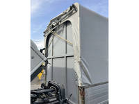 いすゞエルフ幌ウイング小型（2t・3t）[写真17]