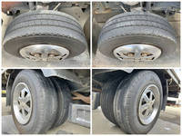 いすゞエルフ幌ウイング小型（2t・3t）[写真19]