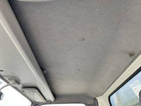 いすゞエルフ幌ウイング小型（2t・3t）[写真32]