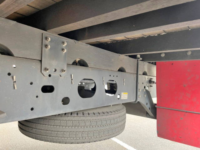 いすゞフォワードアルミブロック中型（4t）[写真12]