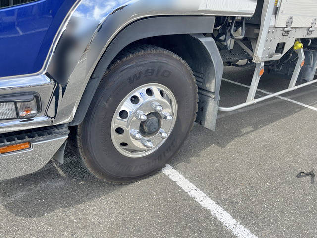 いすゞフォワードアルミブロック中型（4t）[写真08]