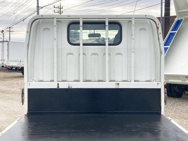 三菱ふそうキャンター平ボディ小型（2t・3t）[写真14]
