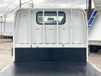 三菱ふそうキャンター平ボディ小型（2t・3t）[写真14]