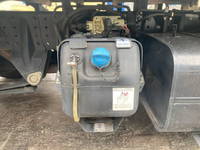 三菱ふそうキャンター平ボディ小型（2t・3t）[写真18]