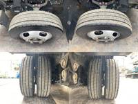 三菱ふそうキャンター平ボディ小型（2t・3t）[写真19]