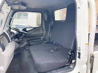 三菱ふそうキャンター平ボディ小型（2t・3t）[写真29]