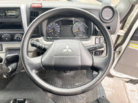 三菱ふそうキャンター平ボディ小型（2t・3t）[写真34]