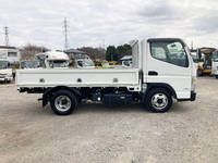 三菱ふそうキャンター平ボディ小型（2t・3t）[写真06]