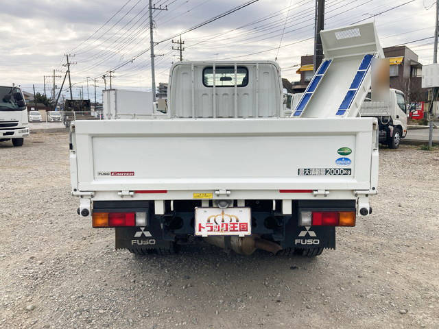 三菱ふそうキャンター平ボディ小型（2t・3t）[写真09]