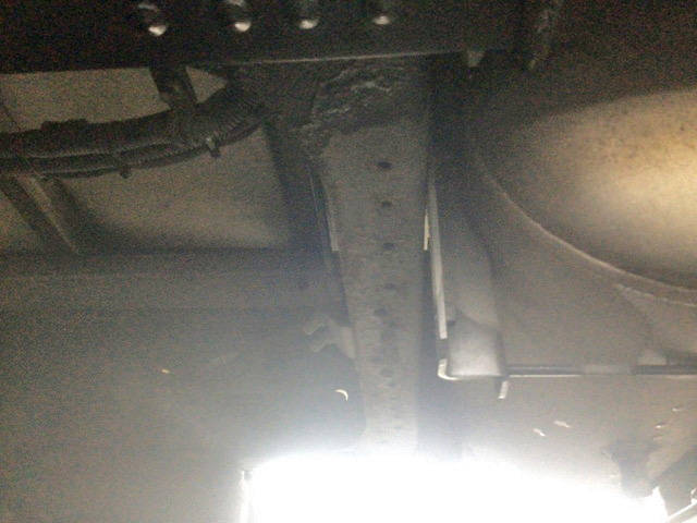 いすゞフォワード冷凍車（冷蔵車）中型（4t）[写真14]