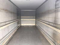 三菱ふそうファイターアルミバン中型（4t）[写真11]