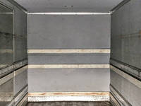 三菱ふそうファイターアルミバン中型（4t）[写真15]