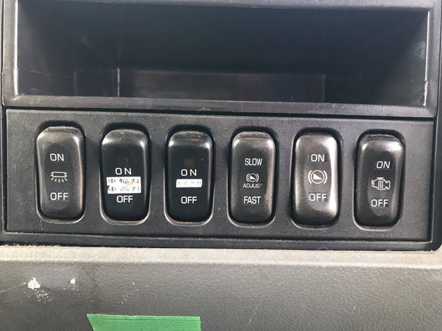 三菱ふそうファイターアルミバン中型（4t）[写真37]