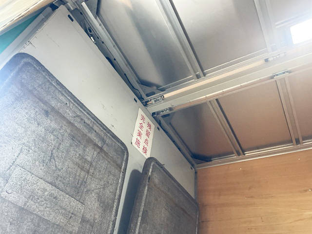 日野レンジャーアルミウイング中型（4t）[写真08]