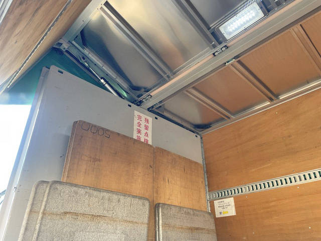 日野レンジャーアルミウイング中型（4t）[写真11]