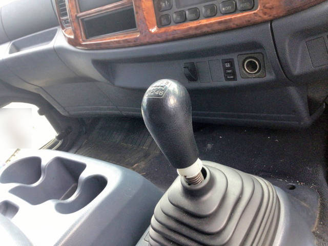 日野レンジャーアルミブロック中型（4t）[写真22]