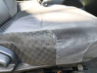 いすゞフォワードアルミブロック増トン（6t・8t）[写真12]