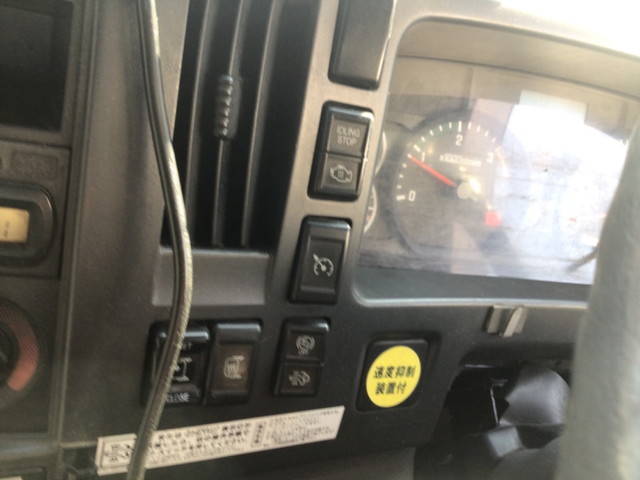 いすゞフォワードアルミブロック増トン（6t・8t）[写真17]