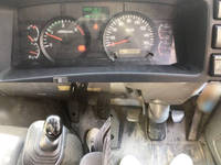 いすゞフォワードアルミブロック増トン（6t・8t）[写真19]